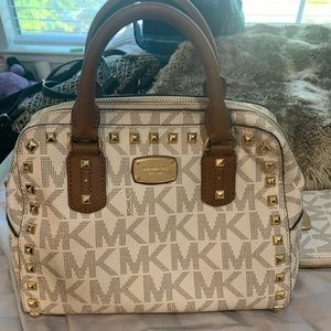 Michael kors handbag